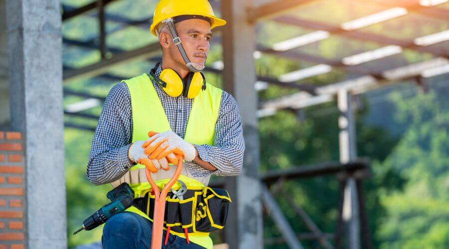 Expert Emergency Roof Repairs services in Woodland Hills, CA